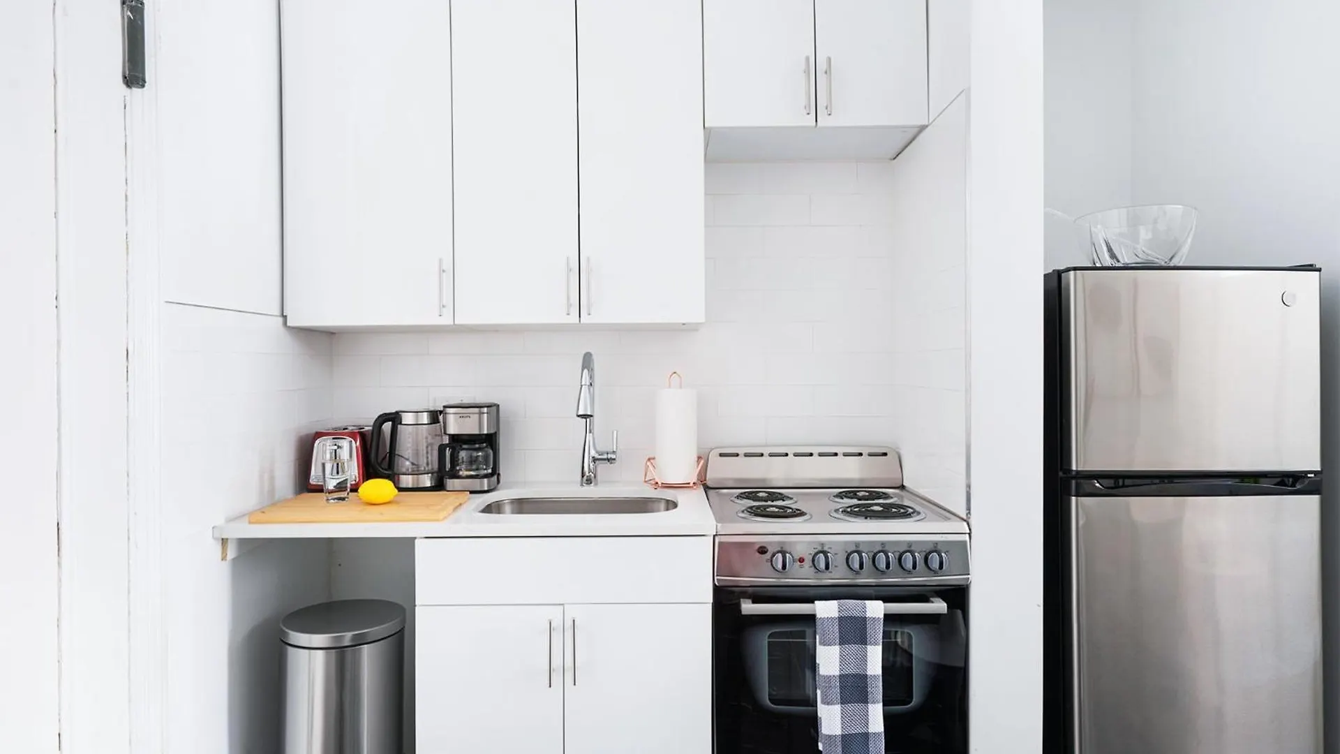 444-4F Newly Renovated 1Br In Midtown West Apartment New York United States